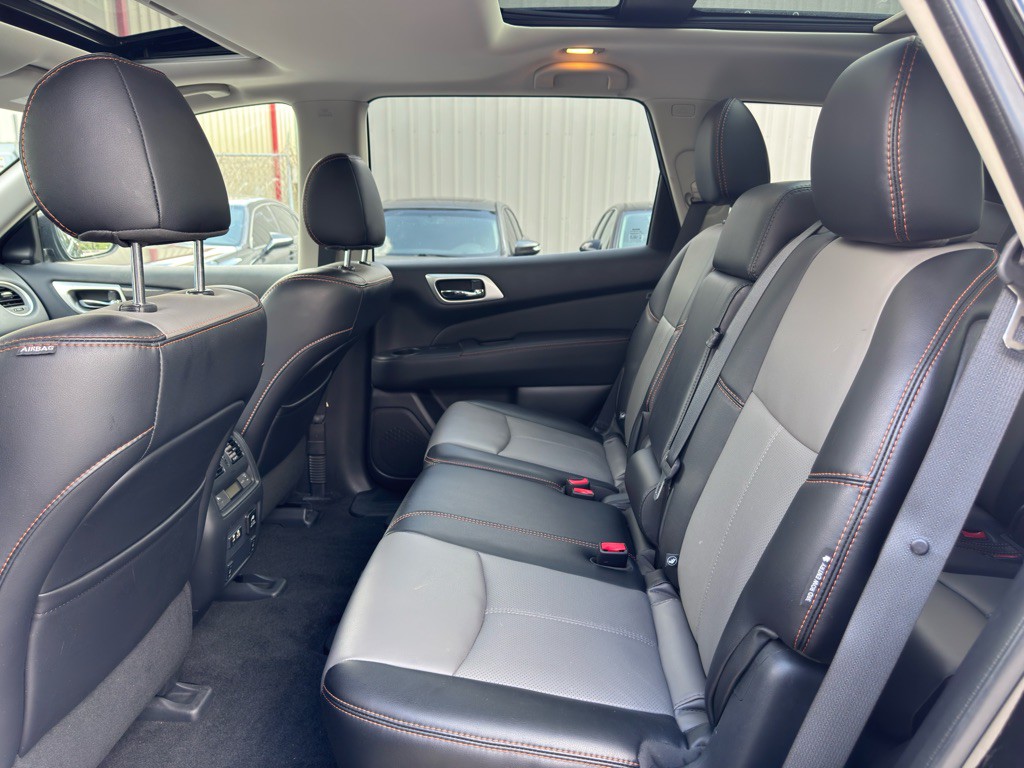 2020 Nissan Pathfinder Image 13