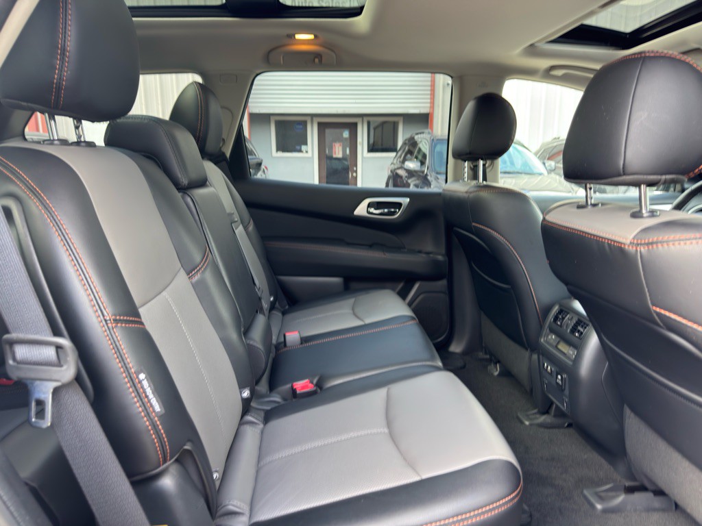 2020 Nissan Pathfinder Image 24