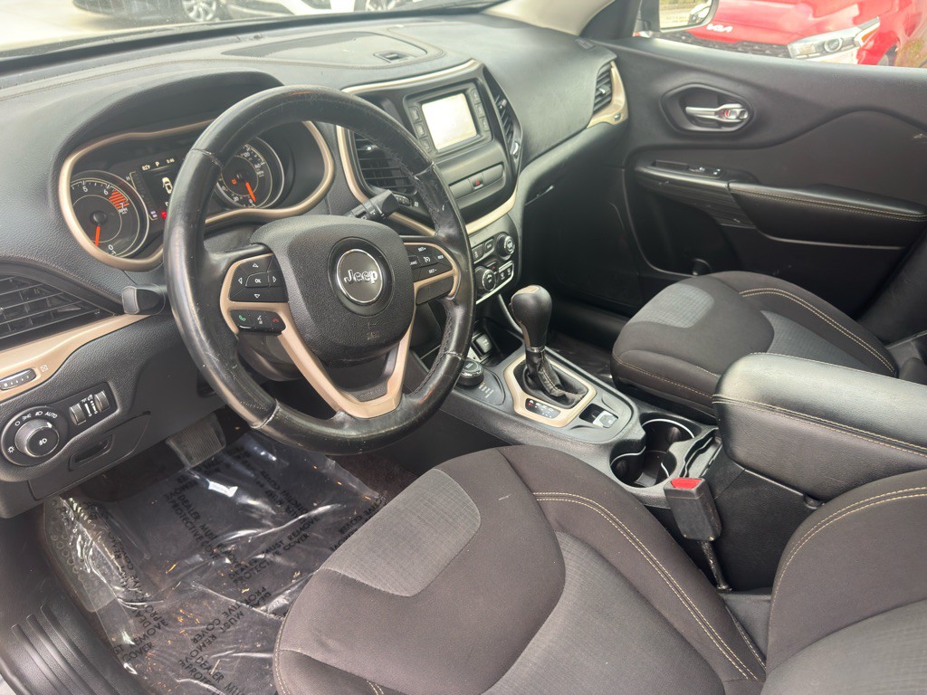 2016 Jeep Cherokee Image 15