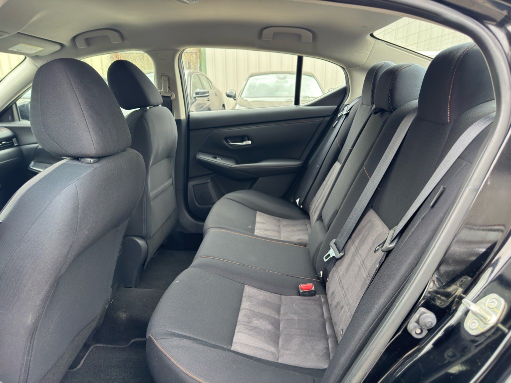 2020 Nissan Sentra Image 35