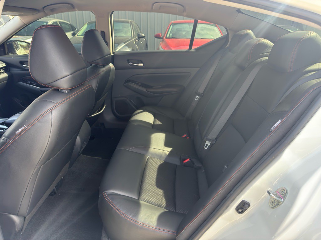 2023 Nissan Altima Image 11