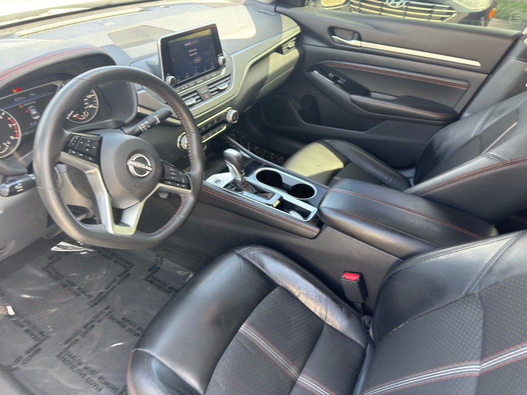 2023 Nissan Altima Image 13