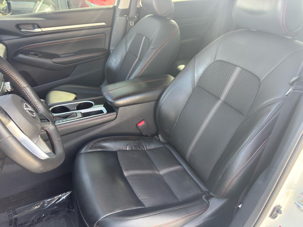 2023 Nissan Altima Image 14