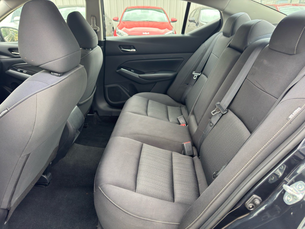 2022 Nissan Altima Image 12