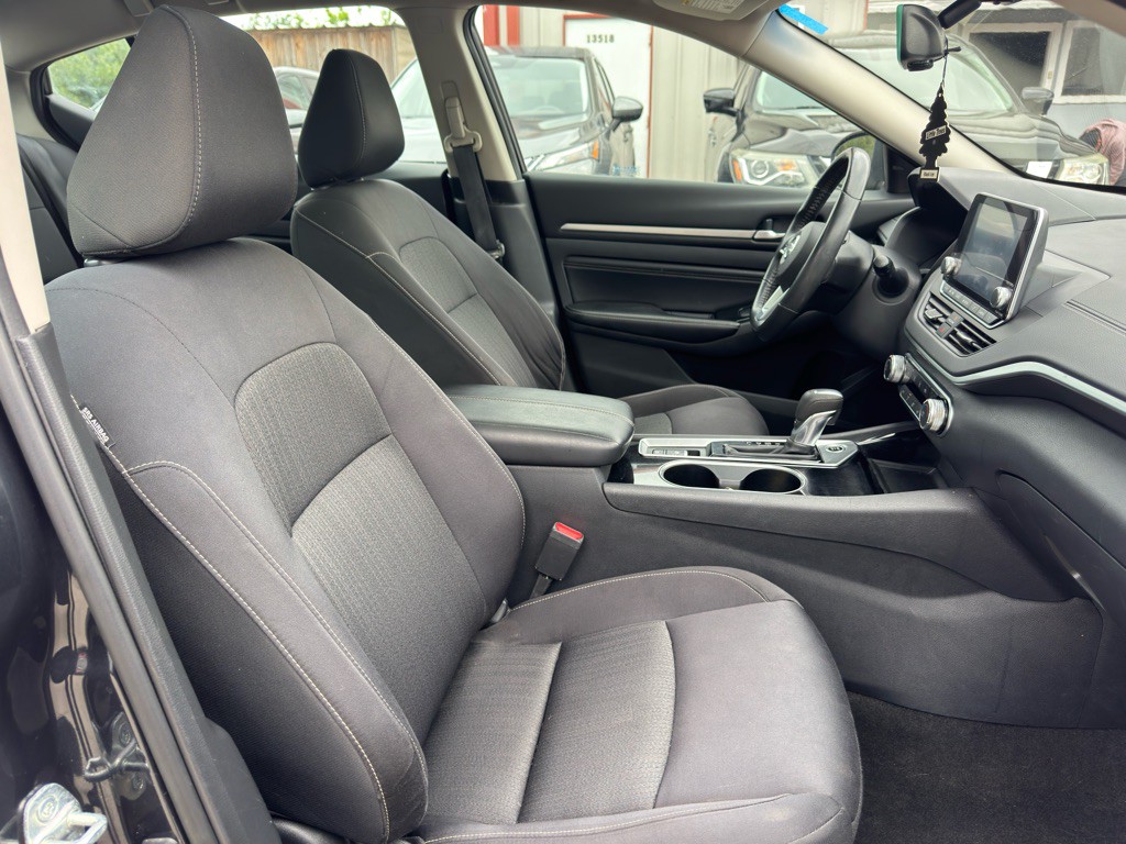 2022 Nissan Altima Image 20