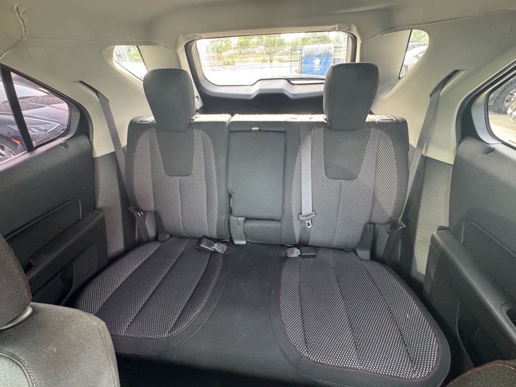 2017 Chevrolet Equinox Image 14