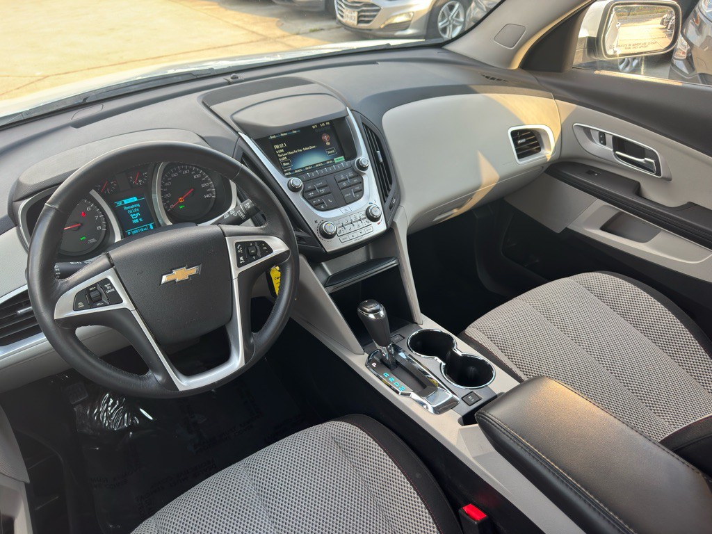 2017 Chevrolet Equinox Image 13