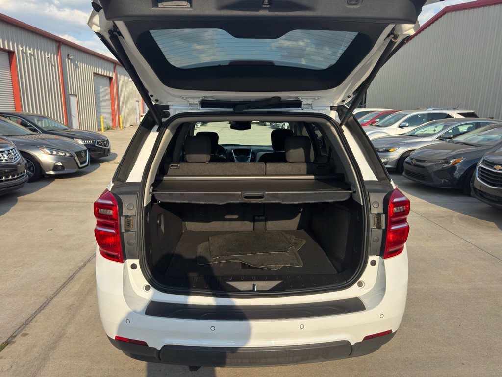 2017 Chevrolet Equinox Image 16