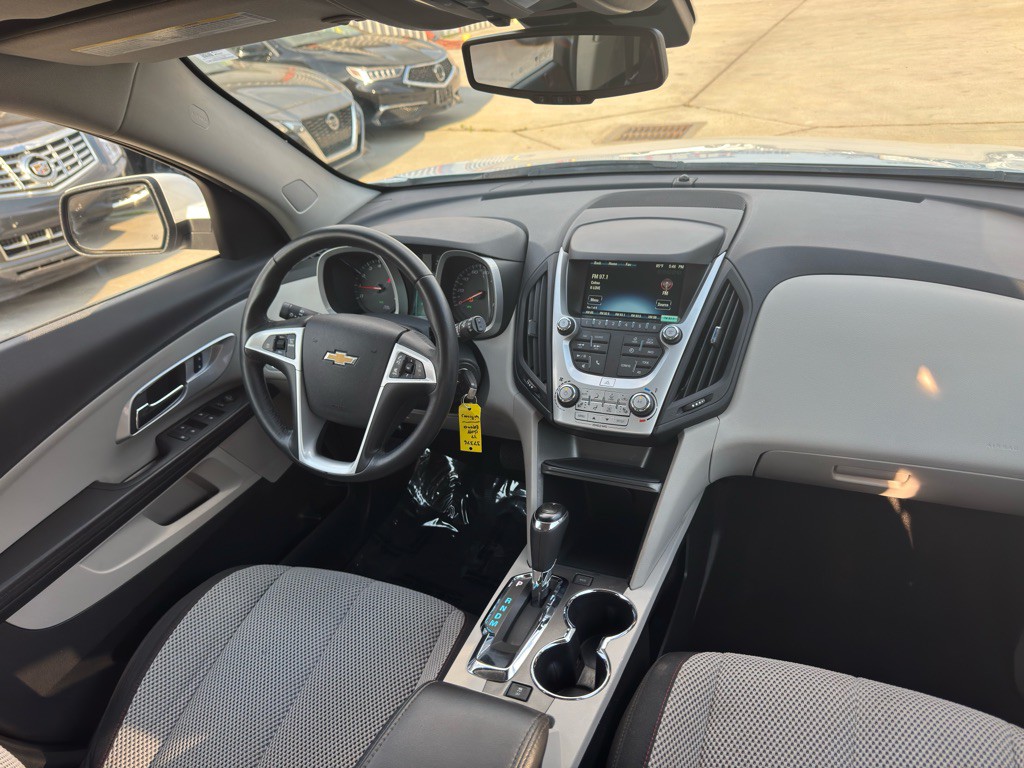 2017 Chevrolet Equinox Image 19