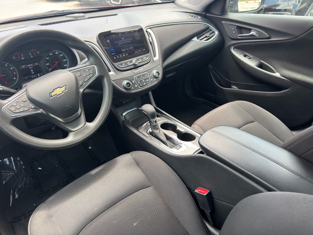 2025 Chevrolet Malibu Image 13
