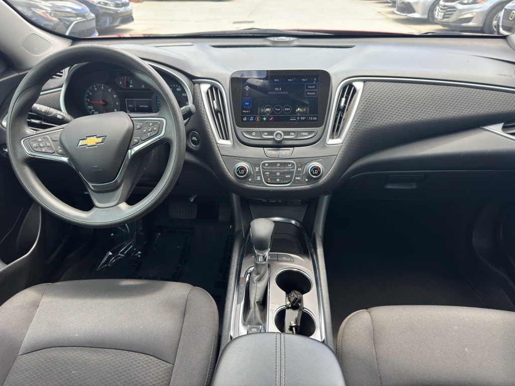 2025 Chevrolet Malibu Image 18