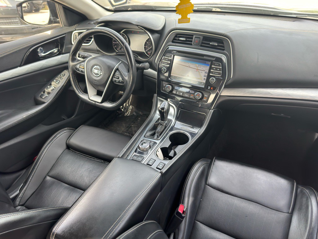 2017 Nissan Maxima Image 16