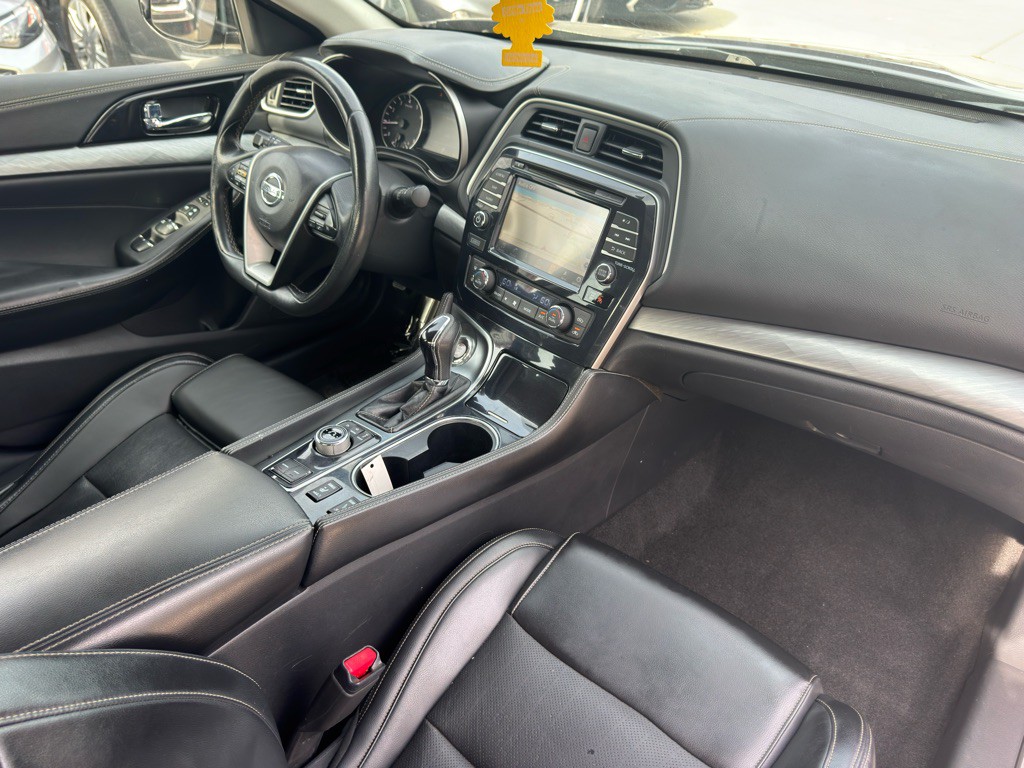 2017 Nissan Maxima Image 19