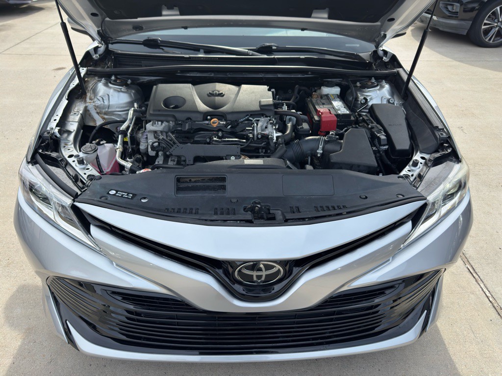 2019 Toyota Camry Image 21