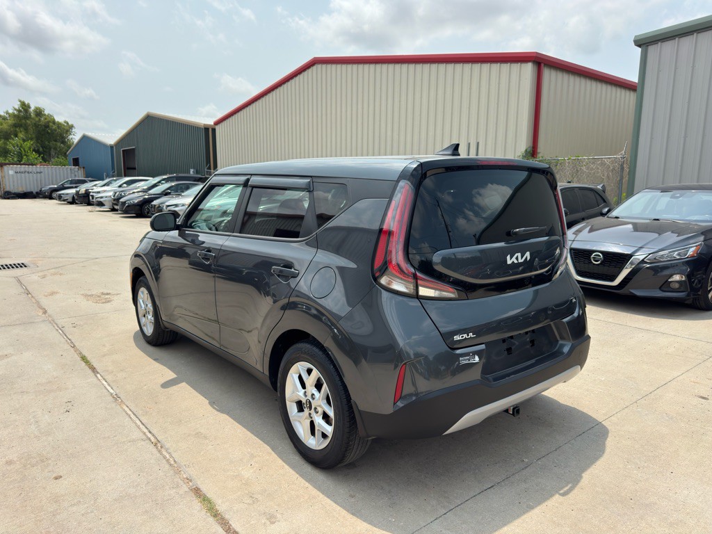 2024 Kia Soul Image 8