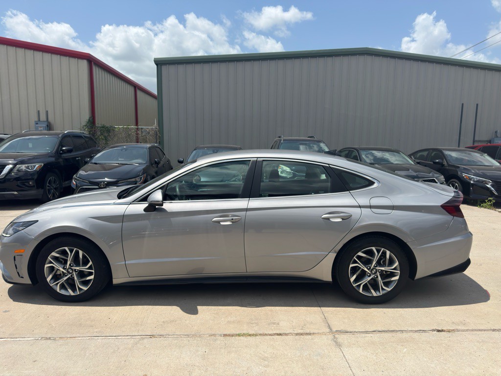 2023 Hyundai Sonata Image 4