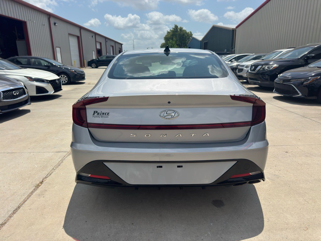 2023 Hyundai Sonata Image 6