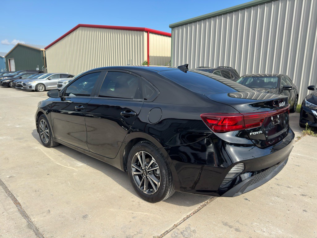 2024 Kia Forte Image 2