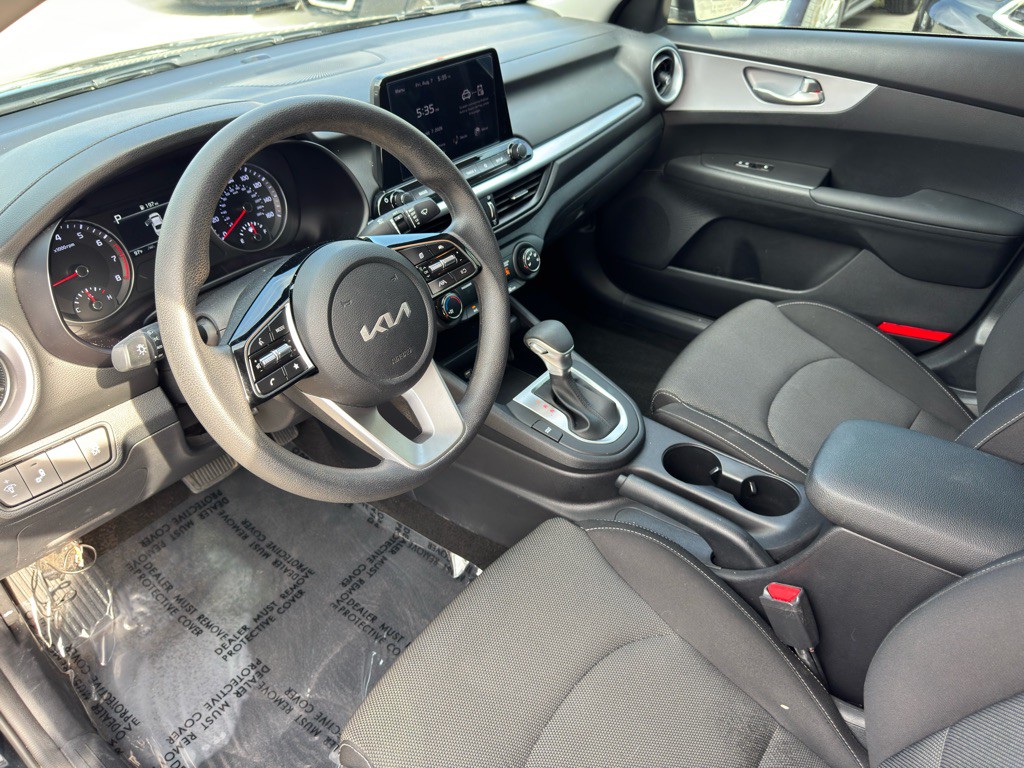 2024 Kia Forte Image 8