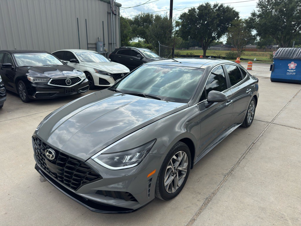 2023 Hyundai Sonata Image 2