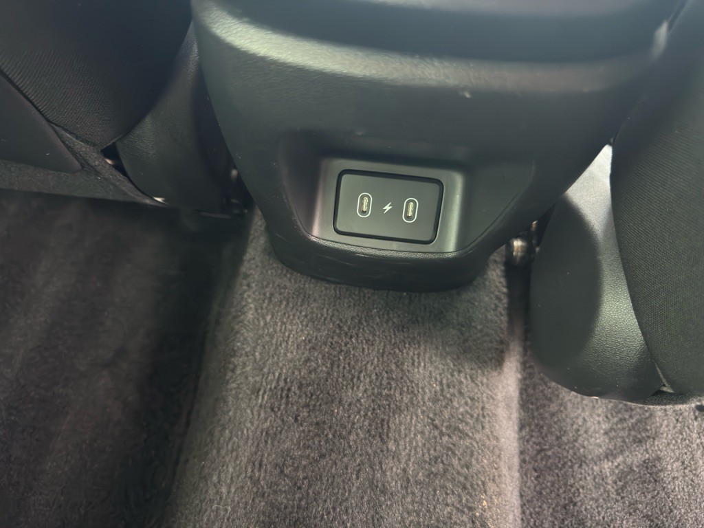 2025 Hyundai Elantra Image 18