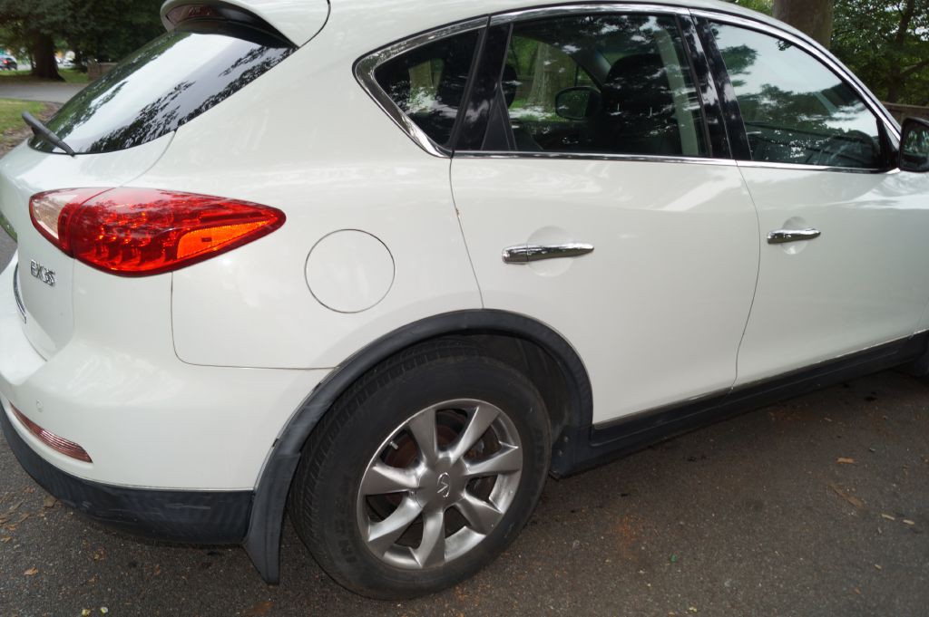 2008 INFINITI EX35 Image 10