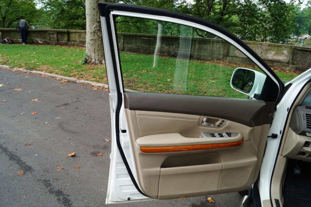 2006 Lexus RX 330 Image 16
