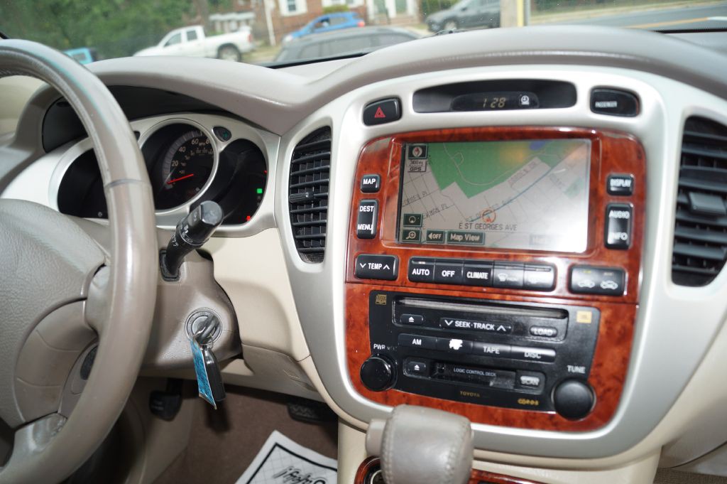 2006 Toyota Highlander Image 23