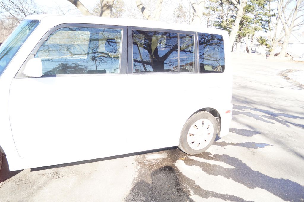 2006 Scion xB Image 5