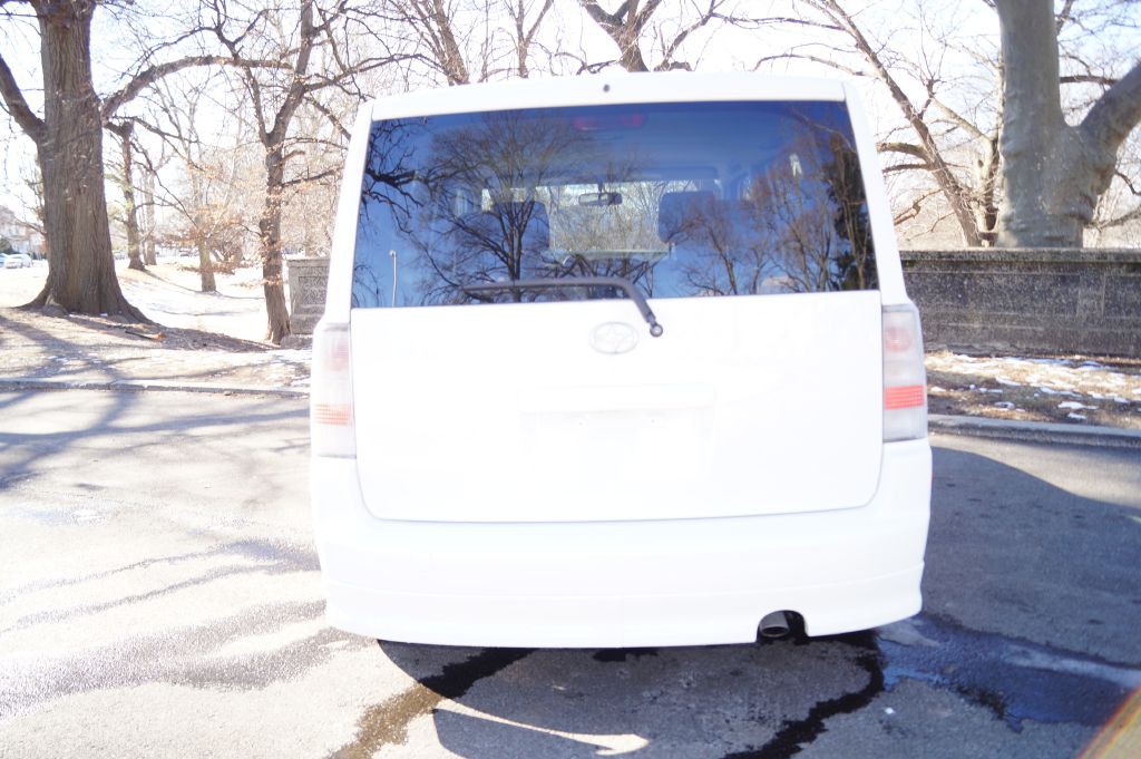 2006 Scion xB Image 8