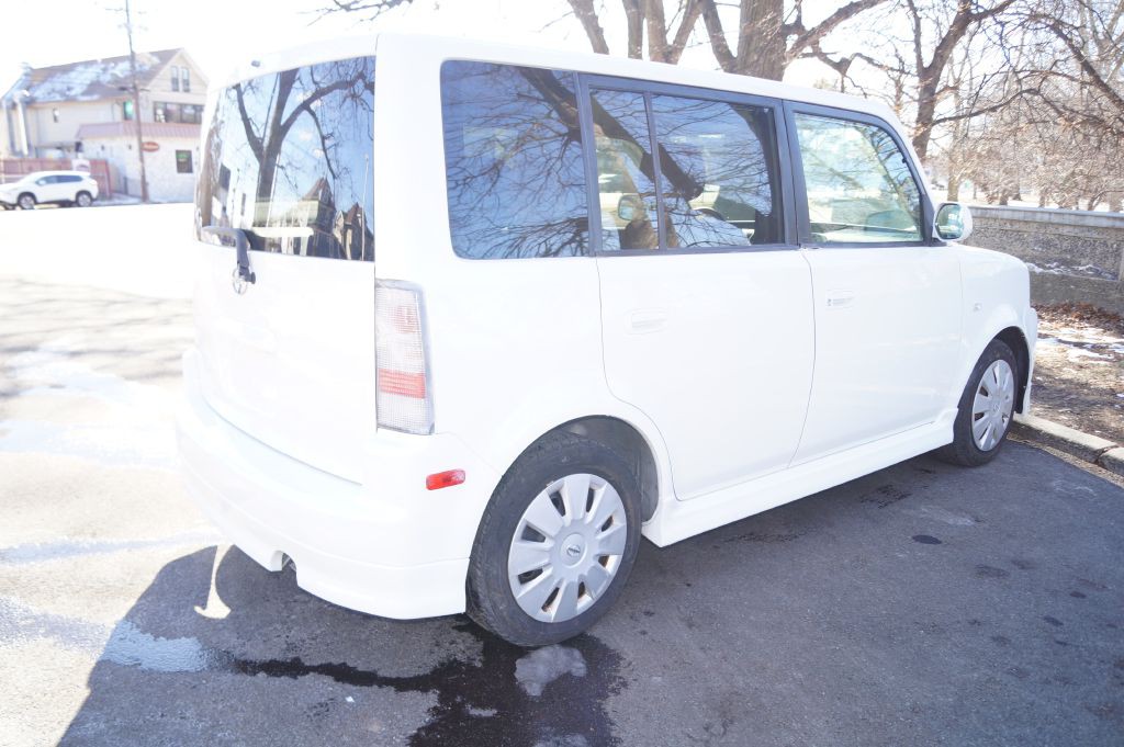 2006 Scion xB Image 9