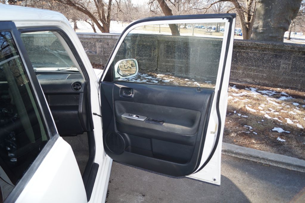 2006 Scion xB Image 23