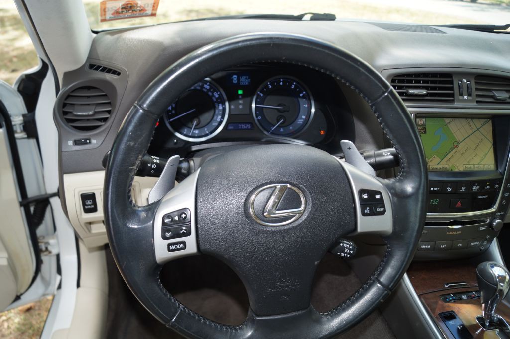 2011 Lexus IS 250 Image 19