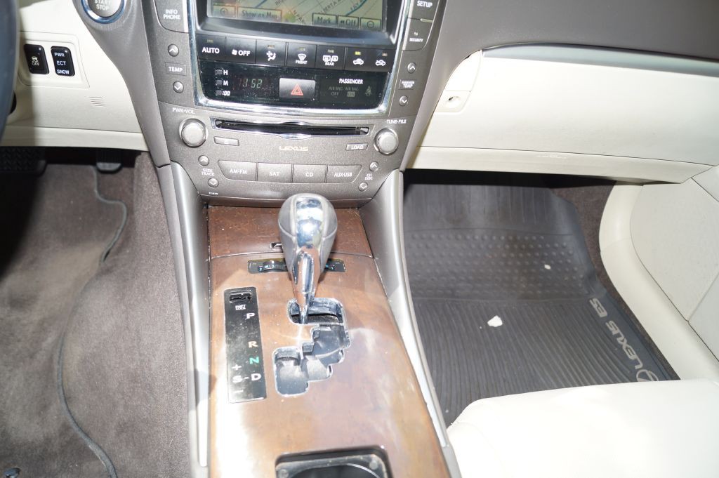 2011 Lexus IS 250 Image 21