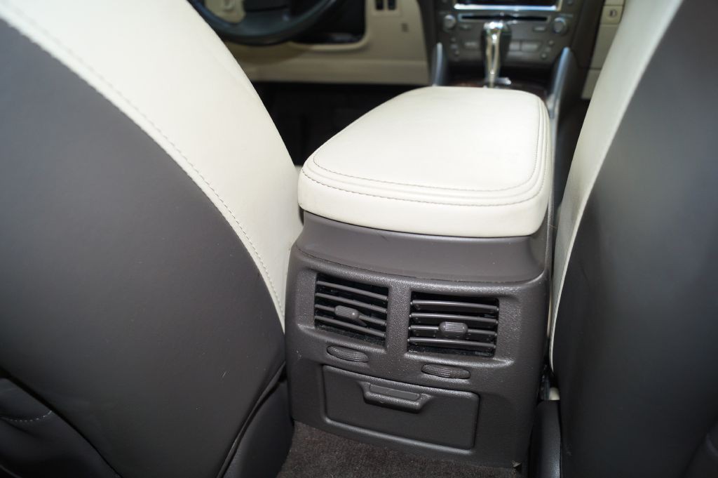 2011 Lexus IS 250 Image 28