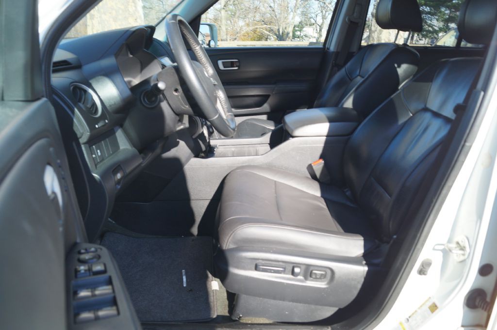 2015 Honda Pilot Image 19