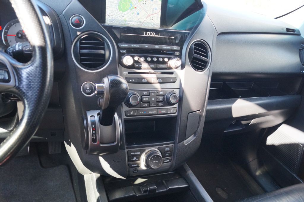 2015 Honda Pilot Image 23