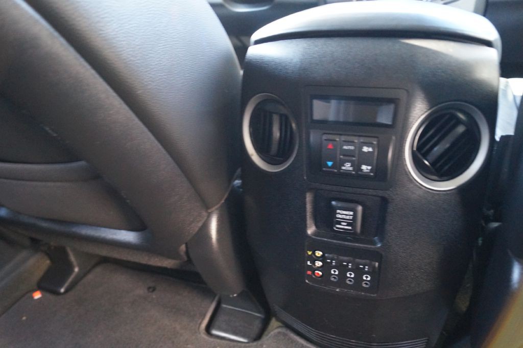 2015 Honda Pilot Image 31