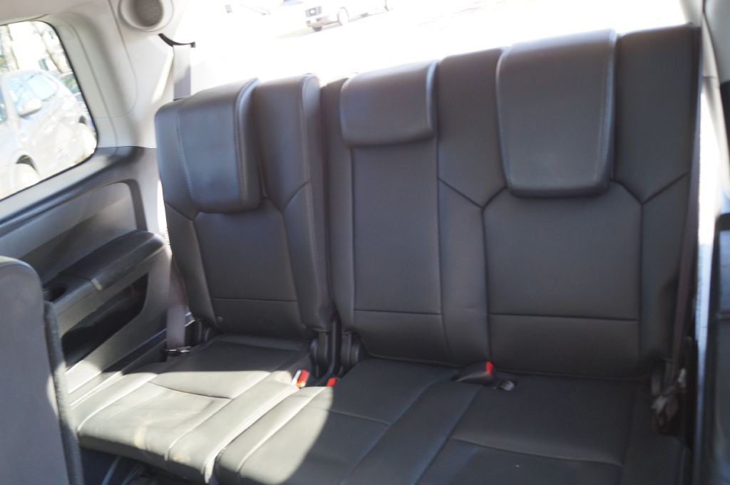 2015 Honda Pilot Image 32