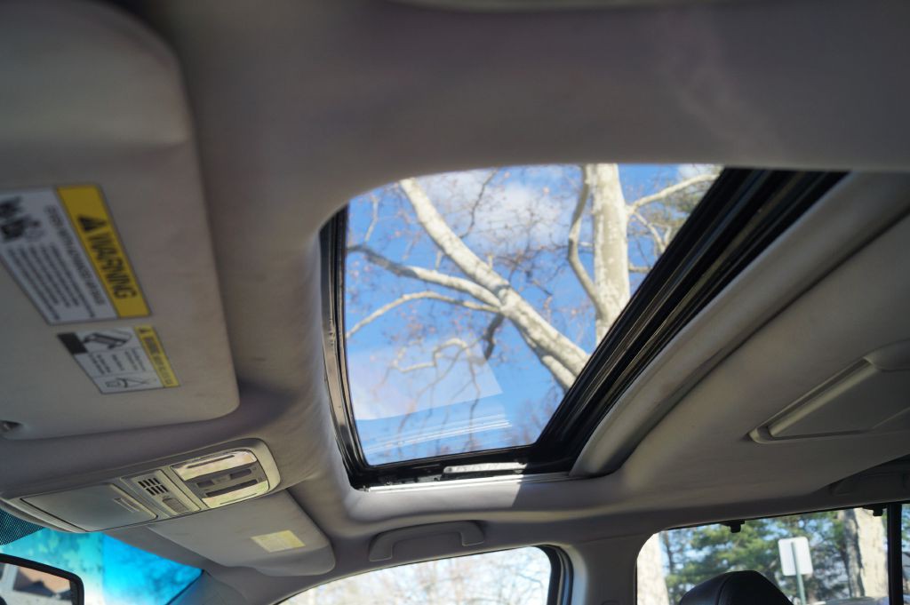 2015 Honda Pilot Image 36