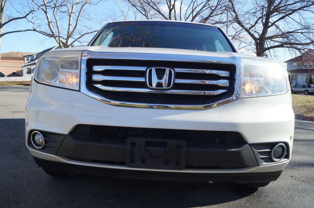 2015 Honda Pilot Image 1