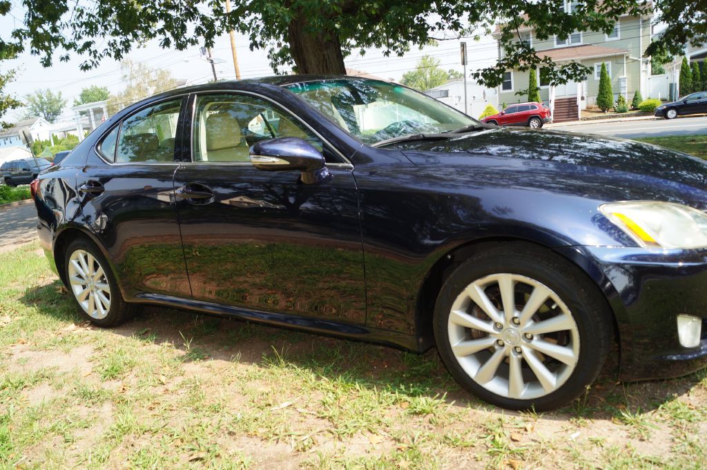 2010 Lexus IS 250 Image 13