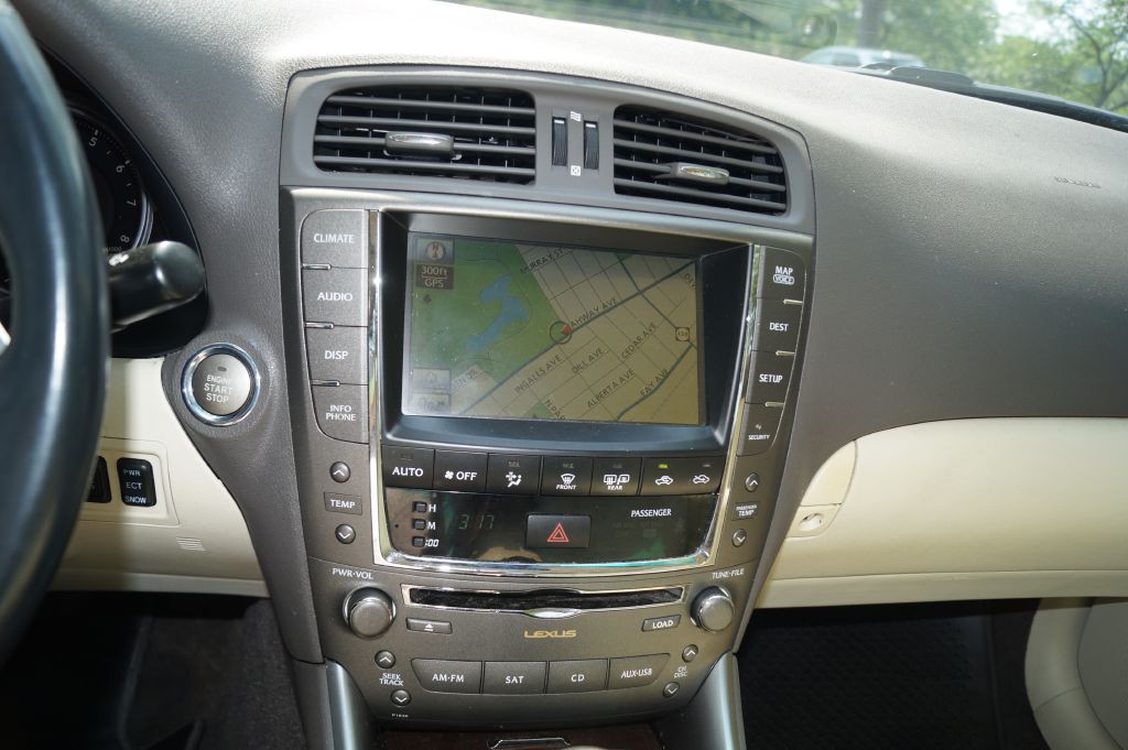 2010 Lexus IS 250 Image 20