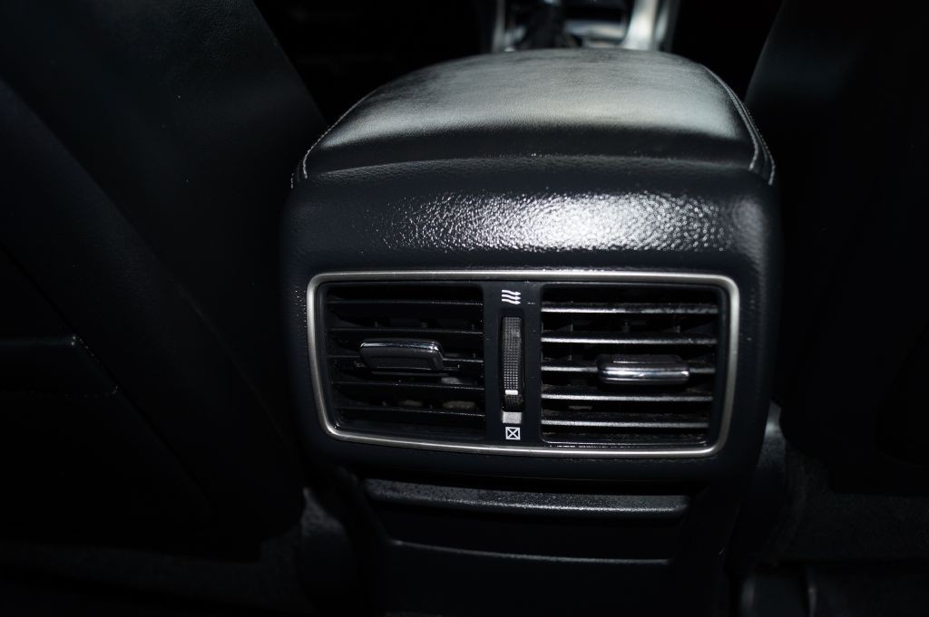 2014 INFINITI Q50 Image 28