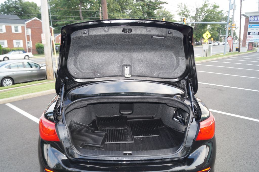 2014 INFINITI Q50 Image 29