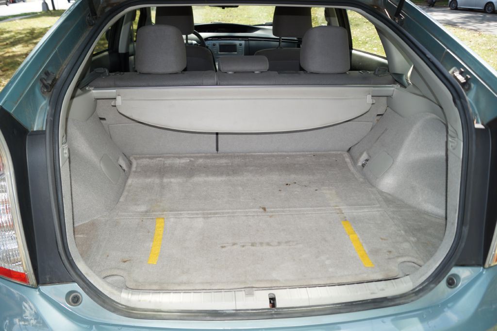 2015 Toyota Prius Image 28