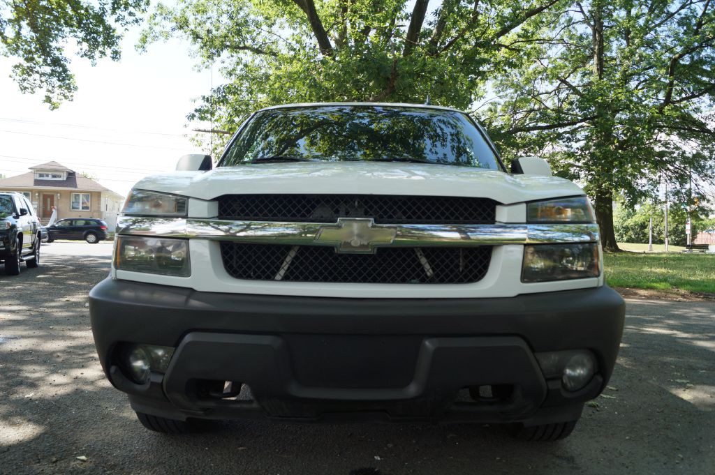 2006 Chevrolet Avalanche Image 1