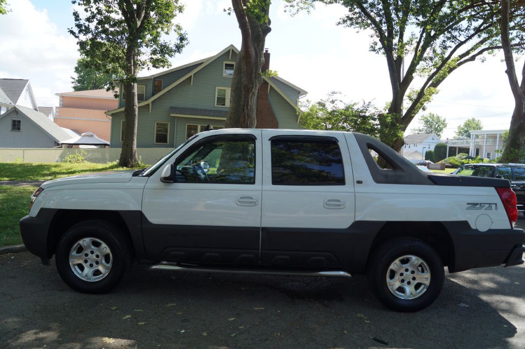 2006 Chevrolet Avalanche Image 6