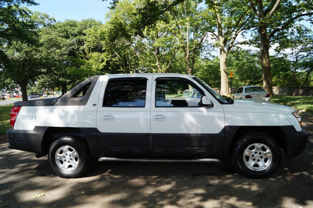 2006 Chevrolet Avalanche Image 13