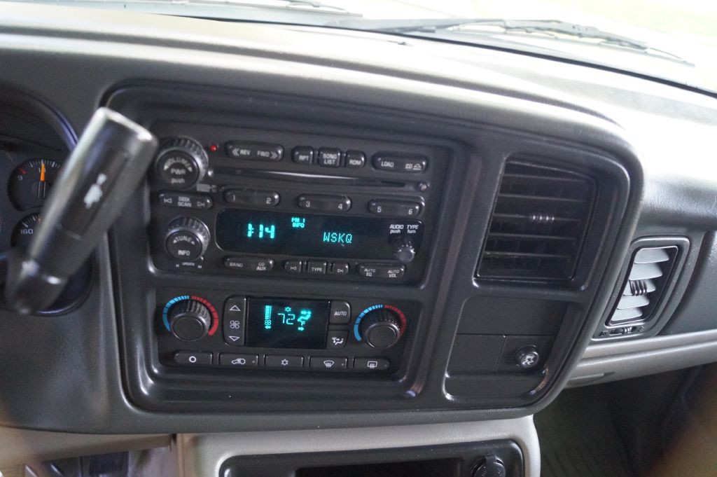 2006 Chevrolet Avalanche Image 21